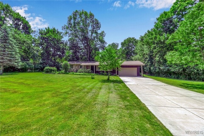 Building Photo - 4770 Boncrest Dr E