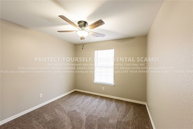 Foto del edificio - 758 W Breeze Cove
