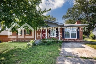 Building Photo - 2013 Reuben Dr NE
