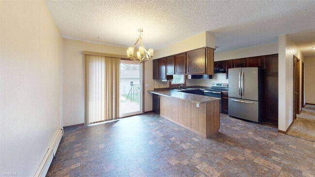 Foto del edificio - 3 br, 1 bath Duplex - 202 4th Ave SW Upper...