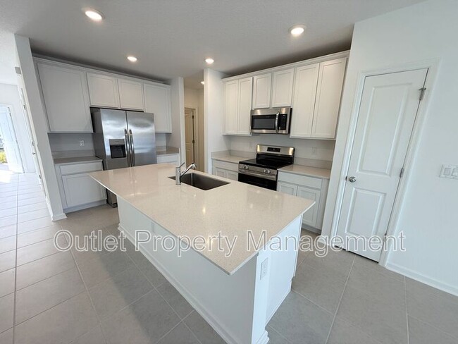 Foto del edificio - 1118 Belle Isle Ln
