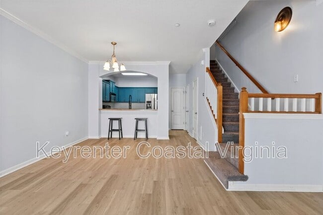 Building Photo - 1405 Broad Water Arch
