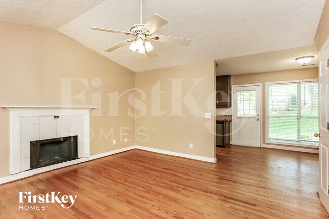 Foto del edificio - 5082 Memory Ln