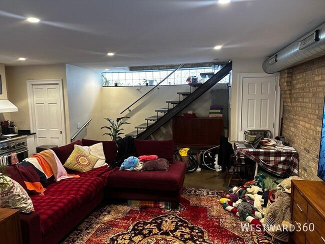 Building Photo - 1927 N Humboldt Blvd