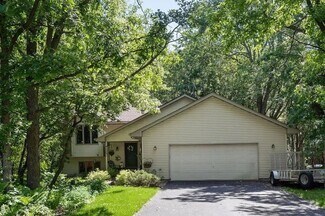 Building Photo - 9223 Bataan St NE