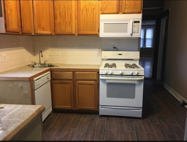 Foto del edificio - 2601 W Potomac Ave