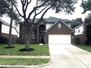 Building Photo - 3623 Pine Valley Dr
