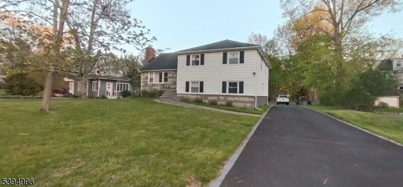 Foto principal - 1072 Springfield Ave