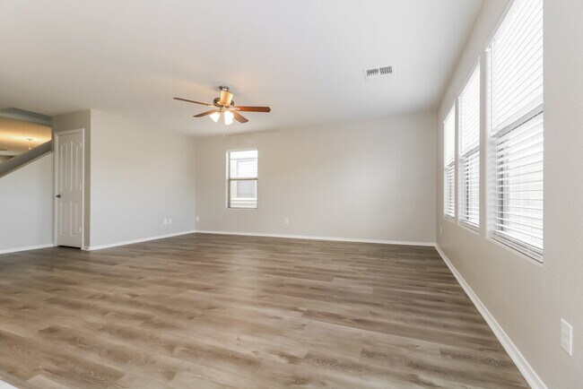 Foto del edificio - 18442 W Dawn Dr