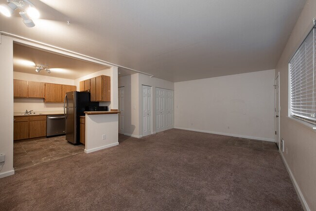 Foto del edificio - 3617 Hoyt Ave