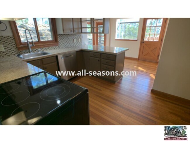 Foto del edificio - 7060 Switchback Trail