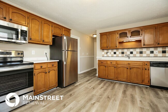 Foto del edificio - 532 Laurel Ln