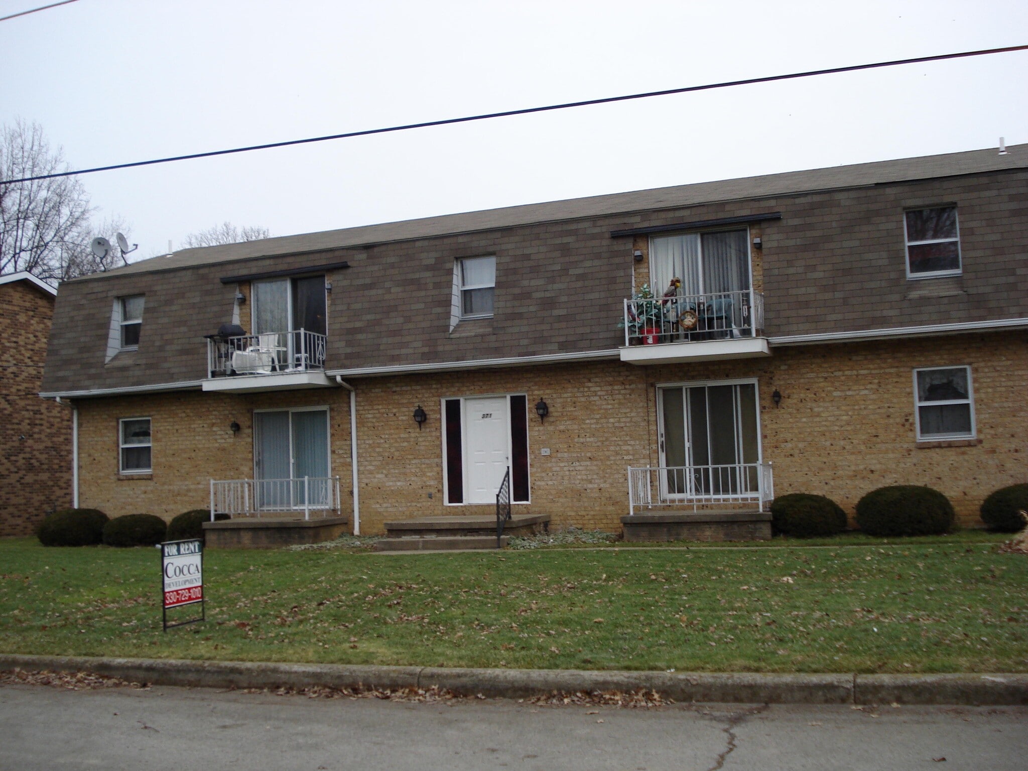 371 Kendall Ave Campbell, OH 44405 – photo 2