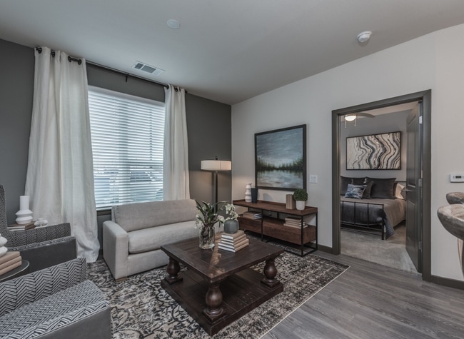 Building Photo - 3970 Vitruvian Way