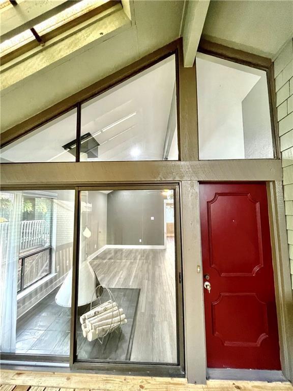 Foto principal - 7122 Wood Hollow Dr