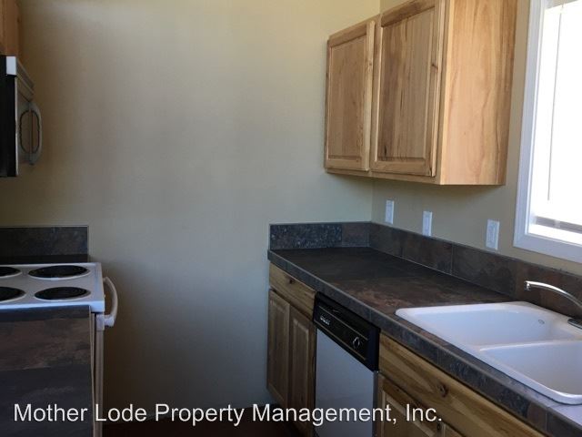 Foto del edificio - 20620 Caylor Dr