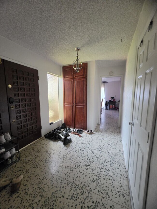 Foto del edificio - 5140-5142 Catoctin Dr.