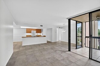 Building Photo - 2255 Lindell Blvd