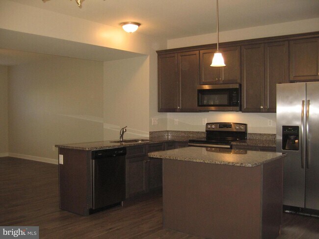 Building Photo - 11 Swearingen Way