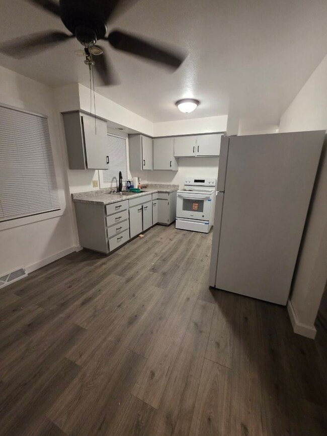 Building Photo - Updated Ranch On A Quiet Street