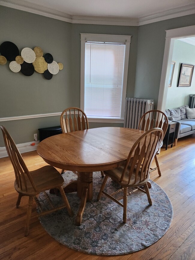 Dining room - 5437 N Ashland Ave