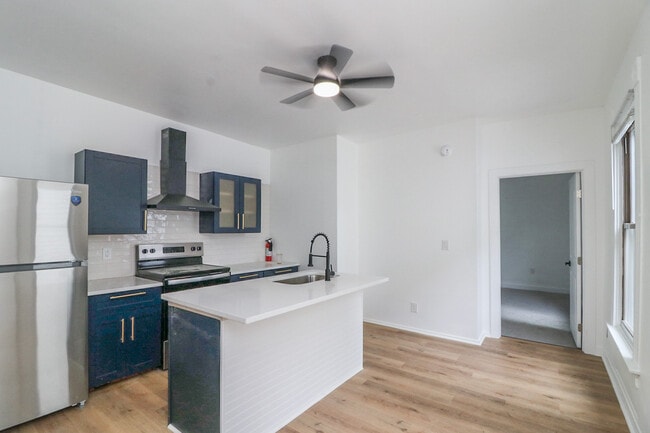 Photo - 1527 Greenup St (Covington, KY) Townhome