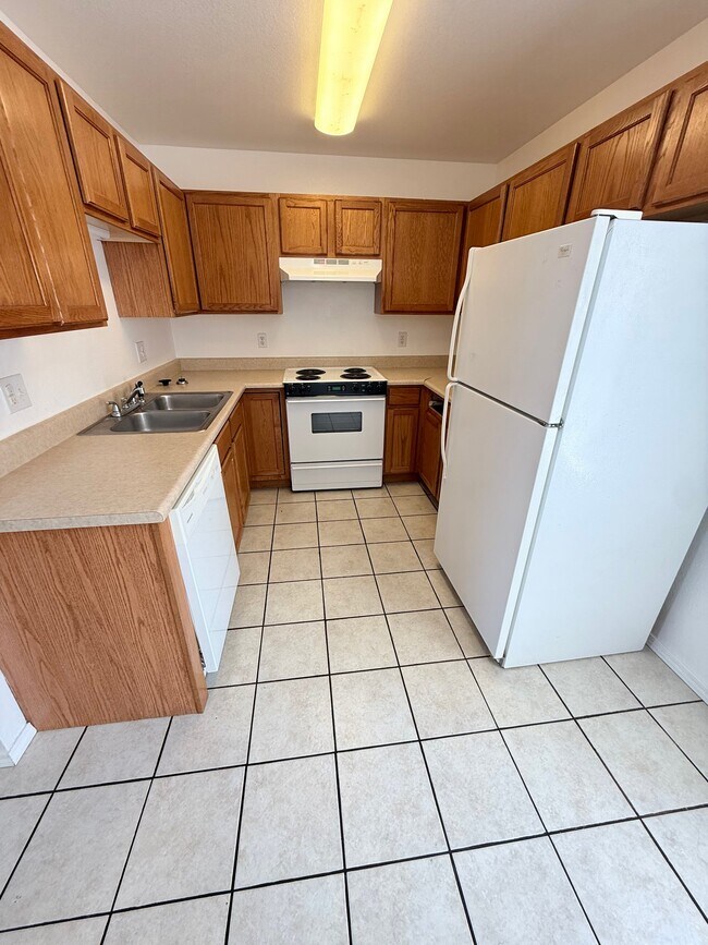 Foto del edificio - 601 Twin Oaks