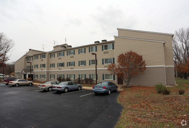 Building Photo - New Towne Village 62+ Senior Residences