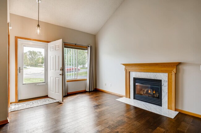 Building Photo - 6877 Benton Way