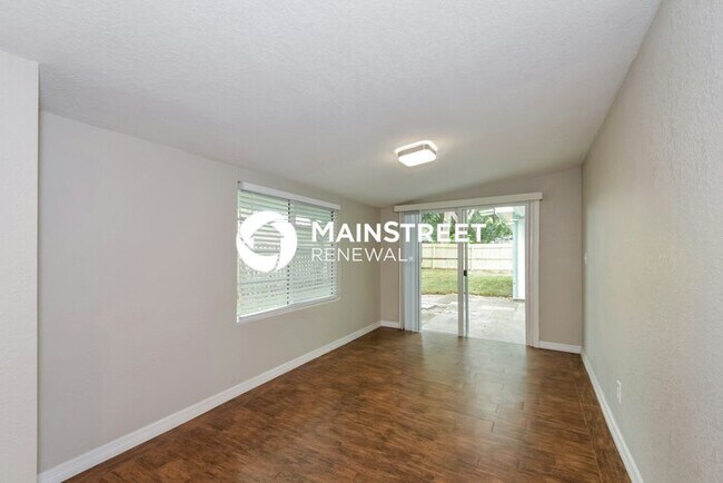 Foto del edificio - 3 Bedroom Pet-Friendly Home in West Bradenton, FL with Main Street Renewal