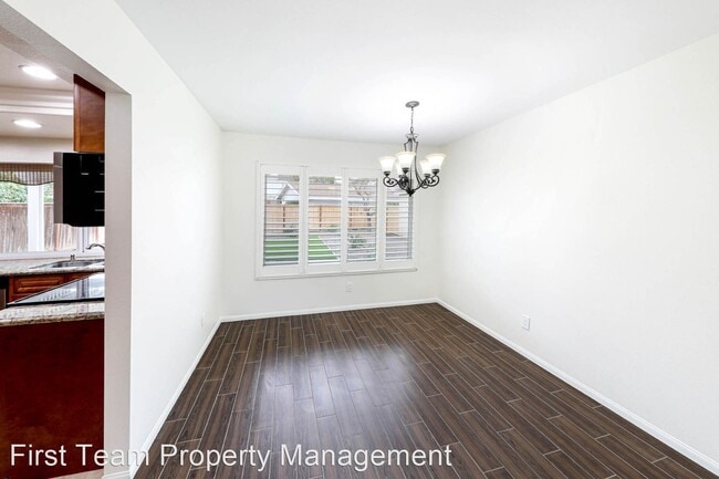 Building Photo - 4 br, 2.5 bath House - 5 Sandpiper