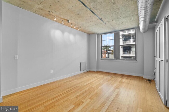 Foto del edificio - 1444 Church St NW