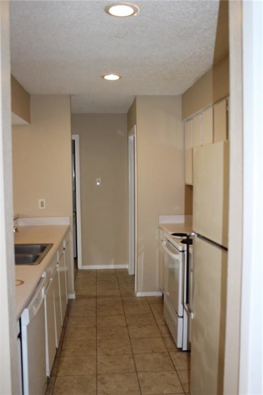 Building Photo - 8 Townhouse Cir