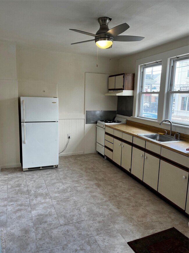 Foto del edificio - 1b 2nd Ave