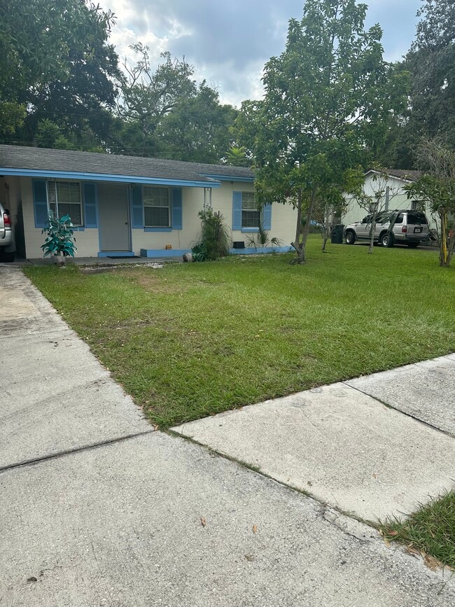Building Photo - 7725 Cassino Ave