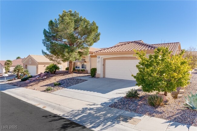 Building Photo - 10729 Shackleton Dr