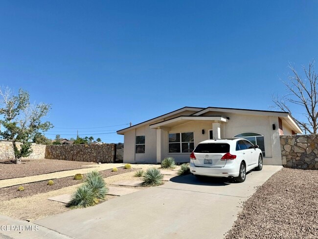 Foto del edificio - 1217 Iguana Pl