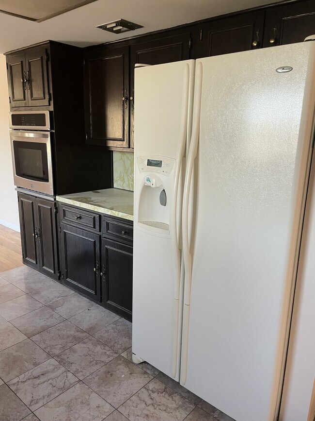 Foto del edificio - 2027 Reservoir Rd