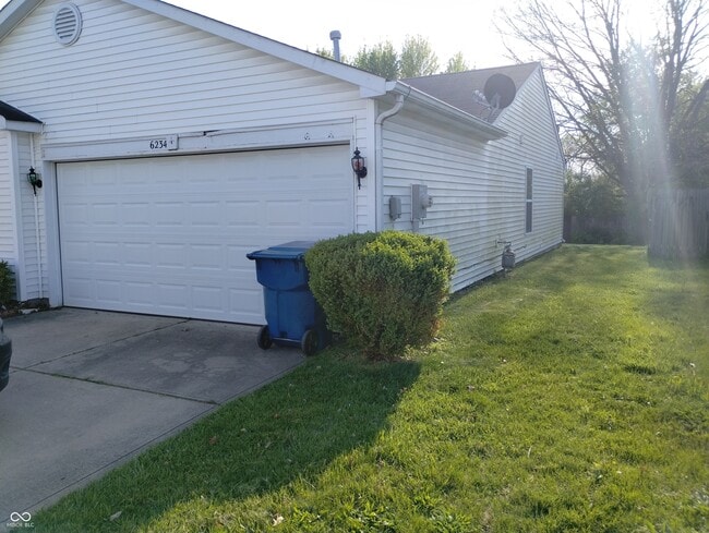 Building Photo - 6234 Alonzo Dr