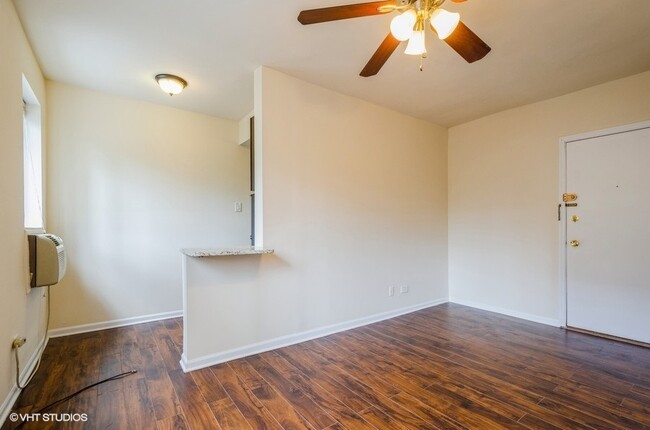 Foto del edificio - 1430 N Dearborn Pkwy
