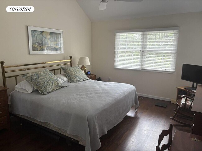 Foto del edificio - 50 Brittany Ln