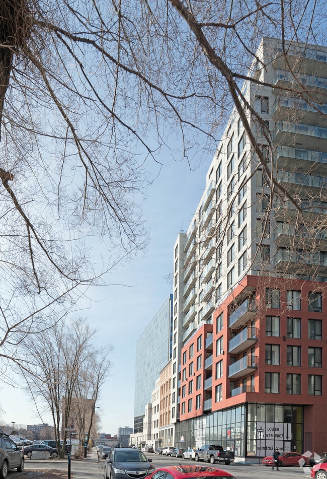 Building Photo - Saint M2