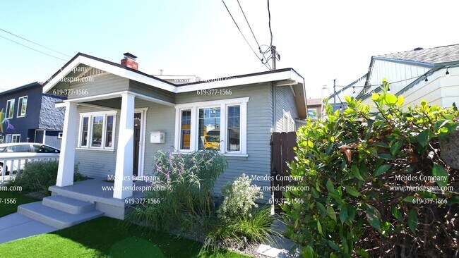 Foto del edificio - Beautiful 2 Bed, 1 Bath House with Outdoor...