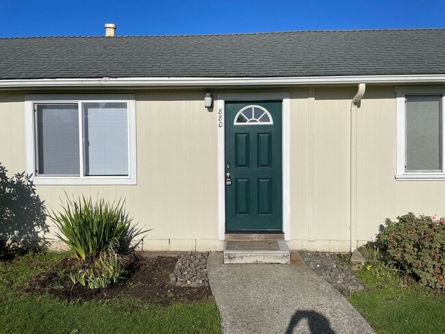 Building Photo - Charming 2-Bedroom Apartment Near the Hammond Trail – McKinleyville, CA