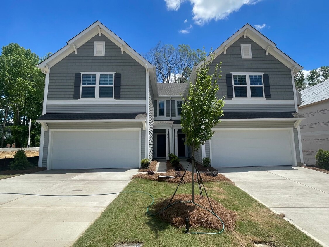 Foto principal - Charming new community in Salisbury 3 bedr...