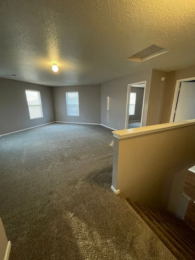 Foto del edificio - Franklin Twp - 3 BR 2 story