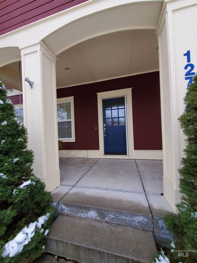 Building Photo - 12740 N 9th Ave