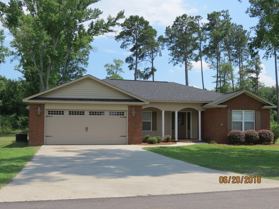 Primary Photo - 5165 Ridge St.-Dalzell-Close to Shaw AFB- ...