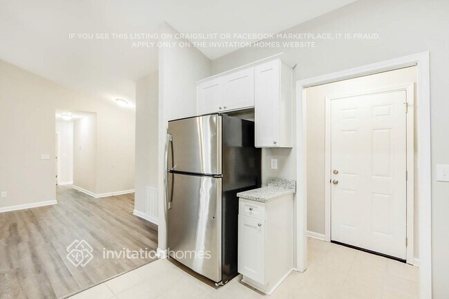 Foto del edificio - 7032 N Shore Dr