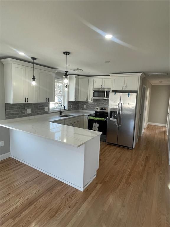 Foto del edificio - 74 Westcott Ave